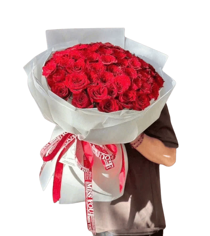 Bó hoa hồng đỏ cỡ lớn xếp vòm tròn