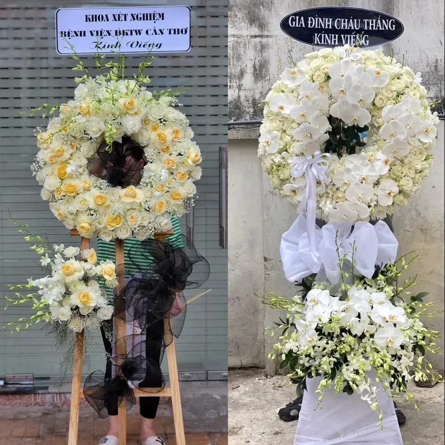 Vòng hoa đám tang tại An Phước