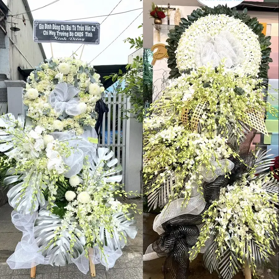 Vòng hoa đám tang tại An Thạnh Thủy