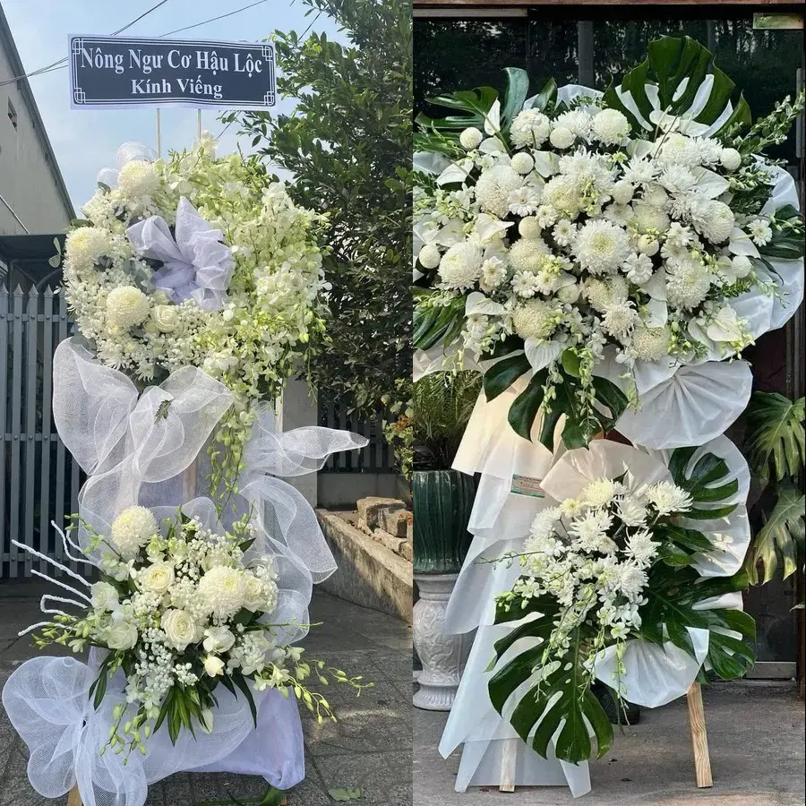 Vòng hoa đám tang tại Bàu Hàm