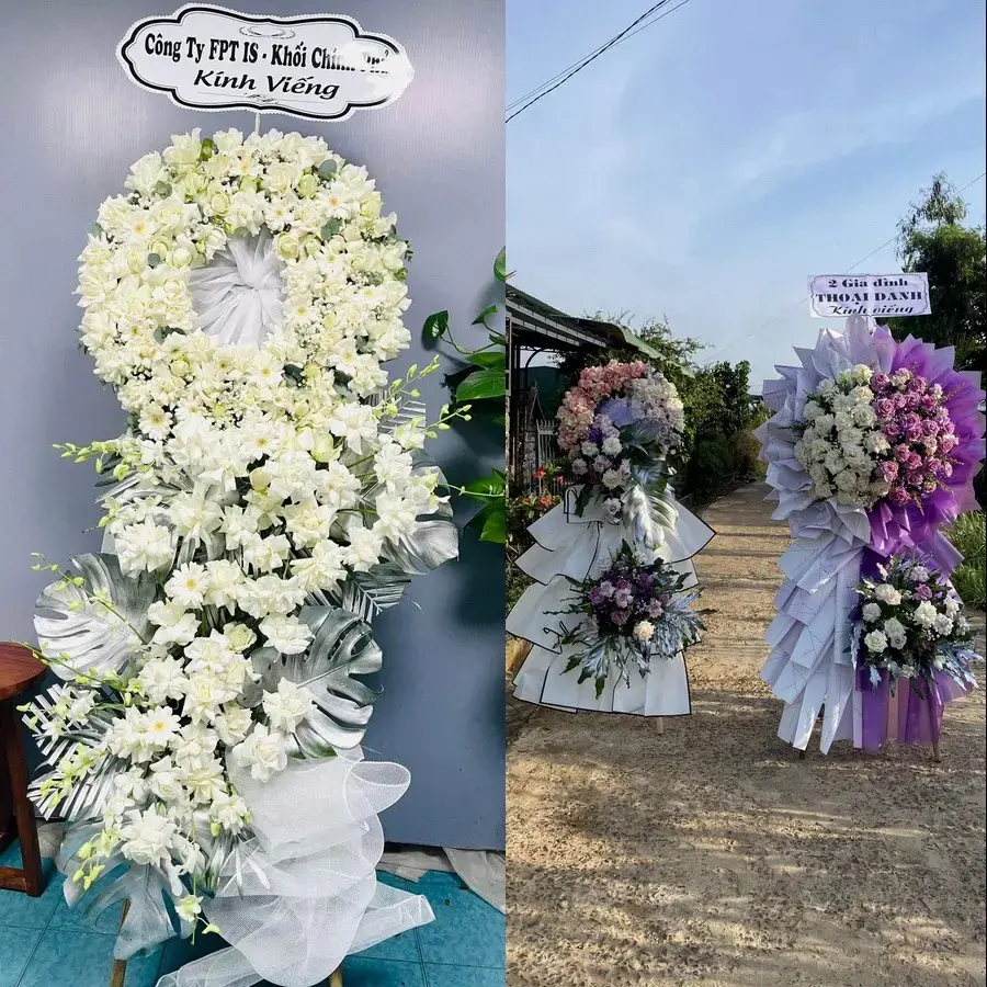 Vòng hoa đám tang tại Bình Sơn