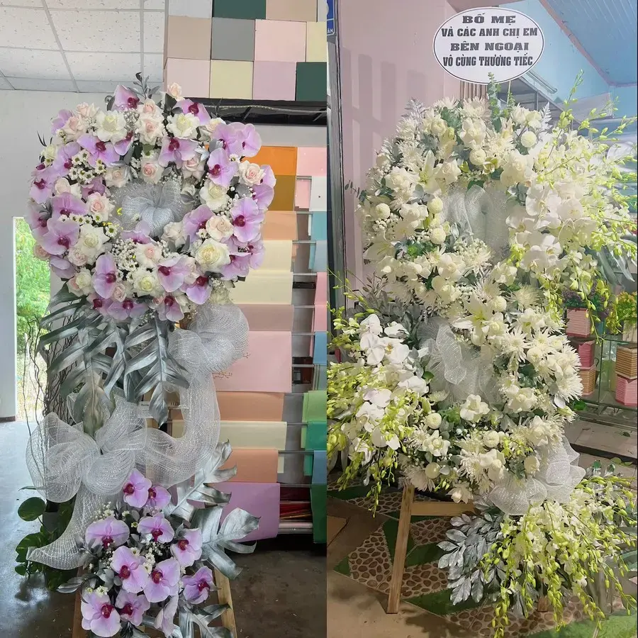 Kệ hoa chia buồn tại Cam Lâm