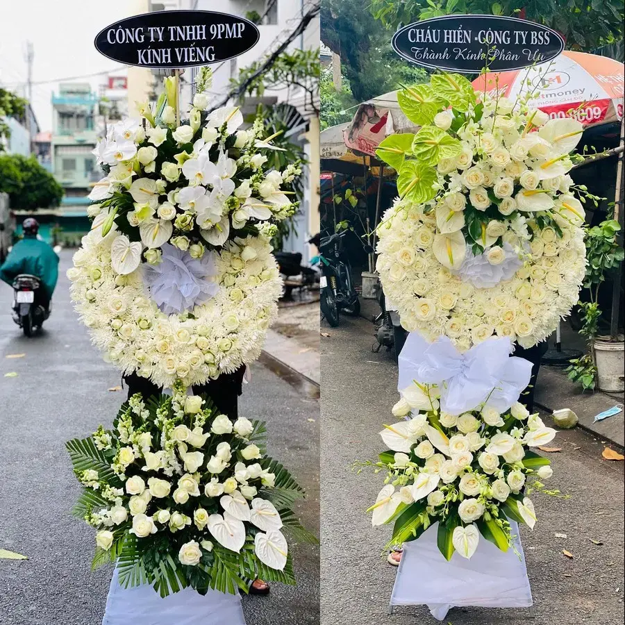 Vòng hoa đám tang tại Cẩm Thành