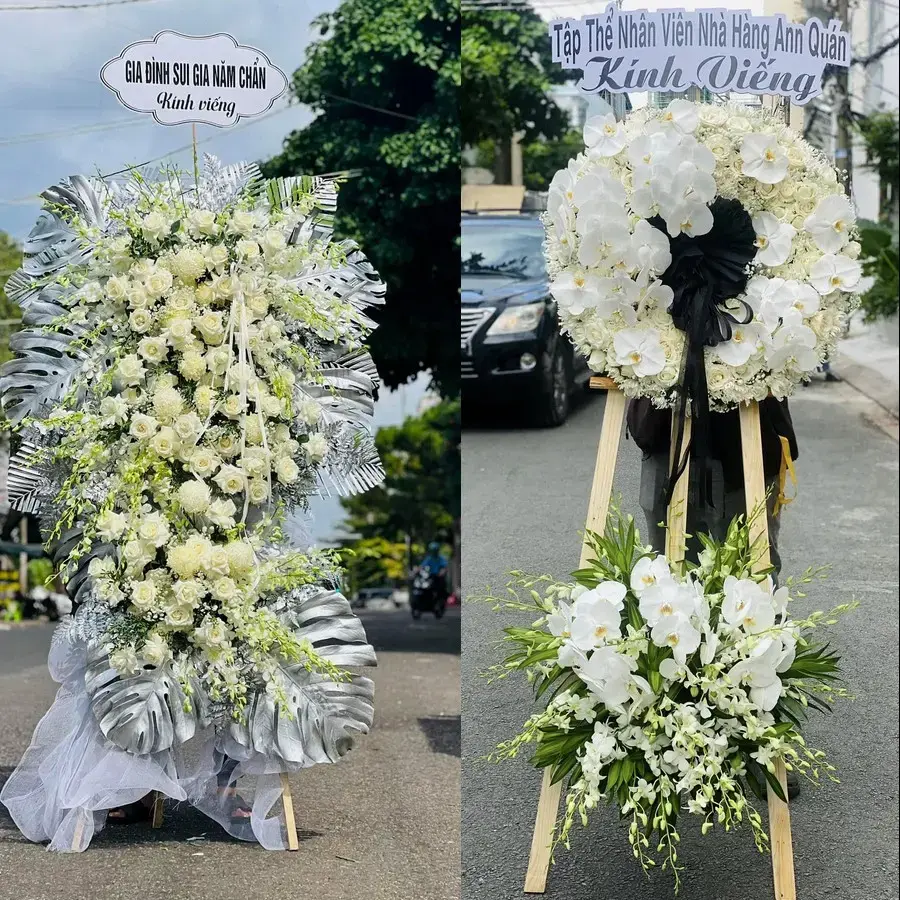 Vòng hoa đám tang tại Cần Đước