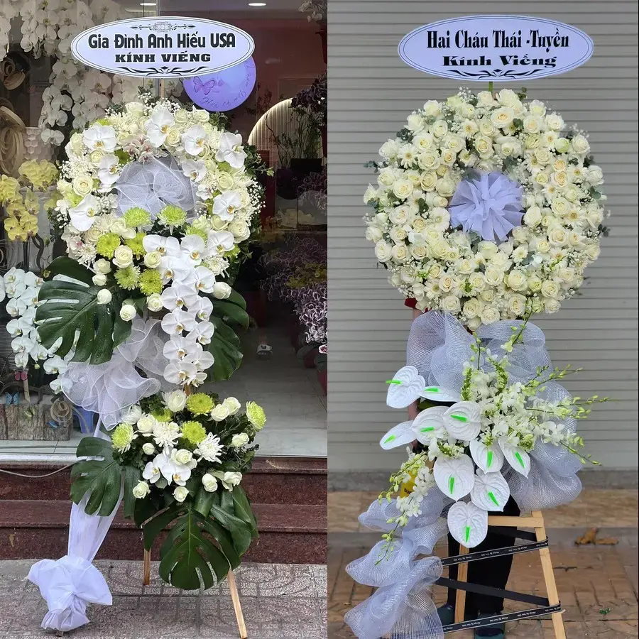 Vòng hoa đám tang tại Chợ Gạo