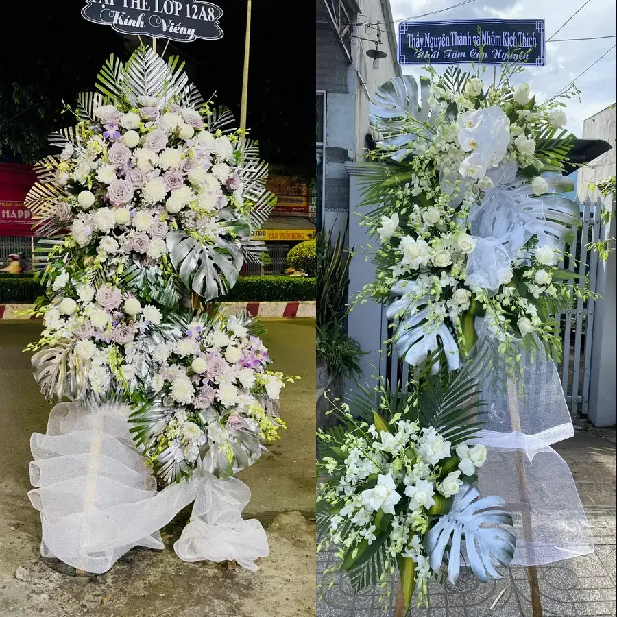 Kệ hoa chia buồn tại Điện Bàn
