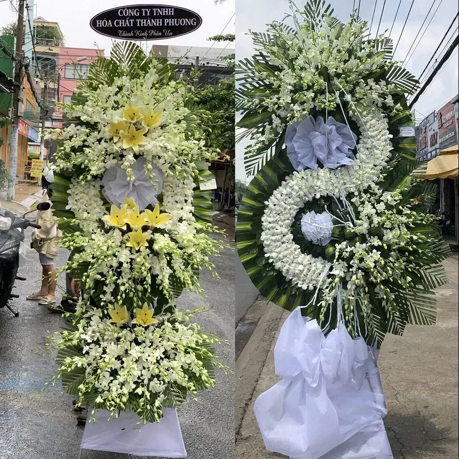 Vòng hoa đám tang tại Đô Lương