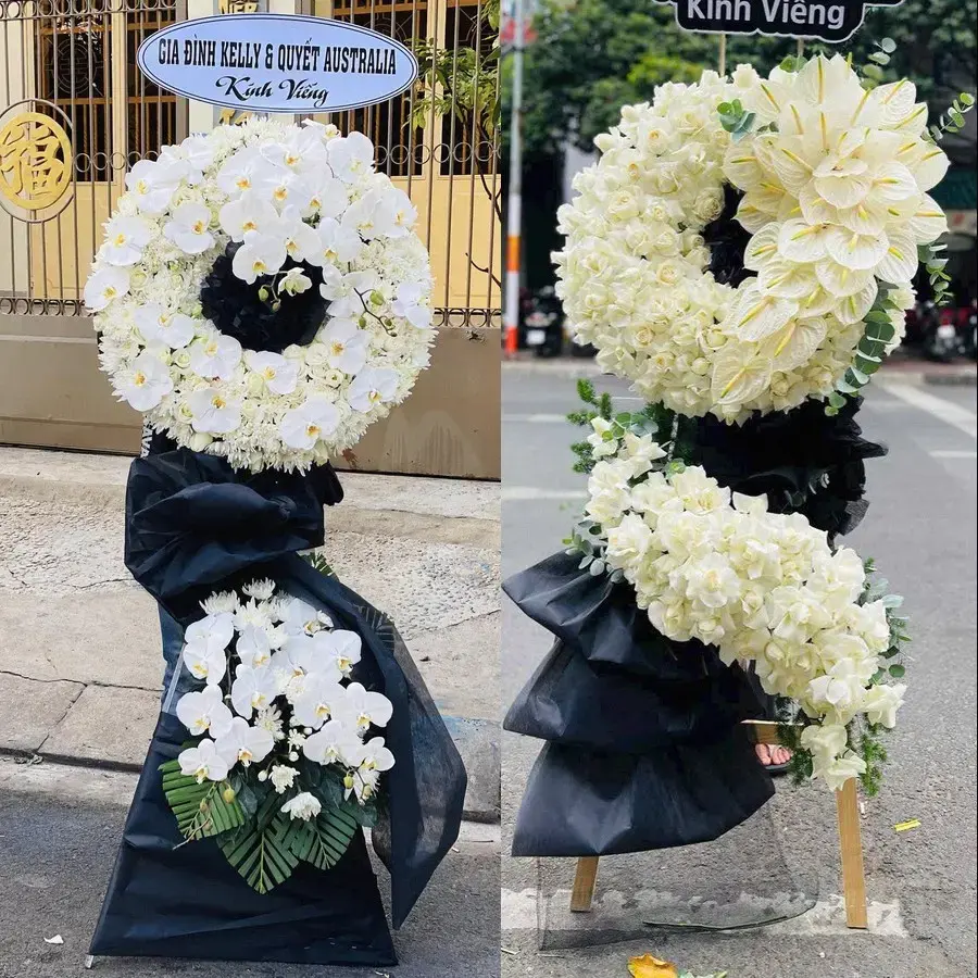 Kệ hoa chia buồn tại Giao Phúc
