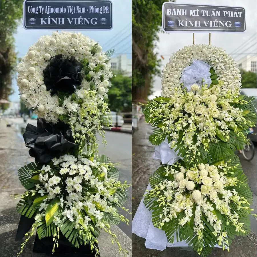 Vòng hoa đám tang tại Hàm Thắng