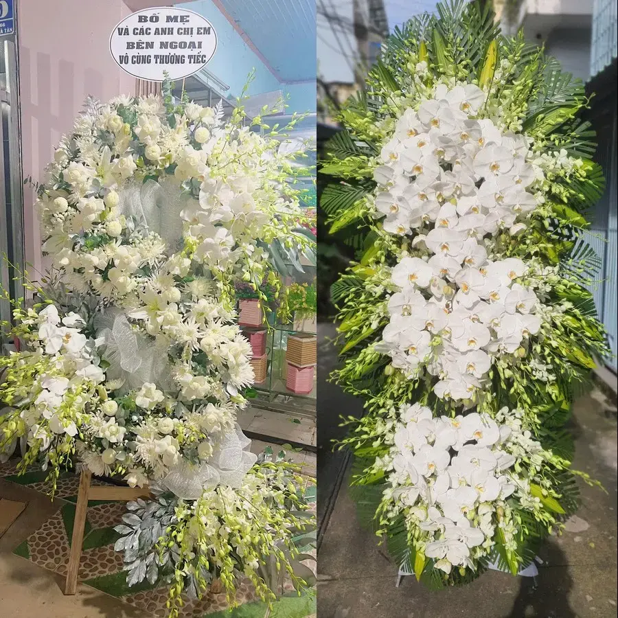 Kệ hoa chia buồn tại Hội An, An Giang