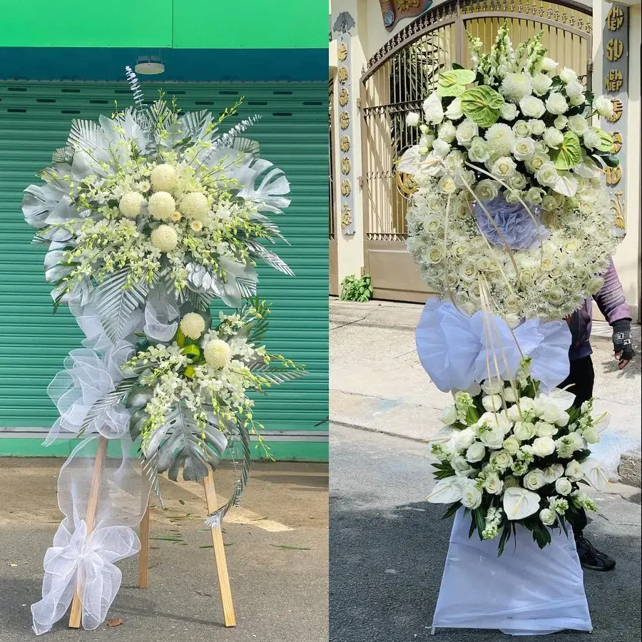 Vòng hoa đám tang tại Hội Thịnh