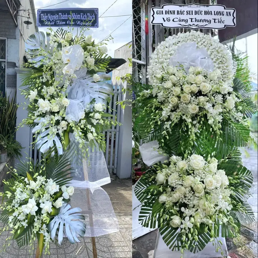 Kệ hoa chia buồn tại Long Mỹ