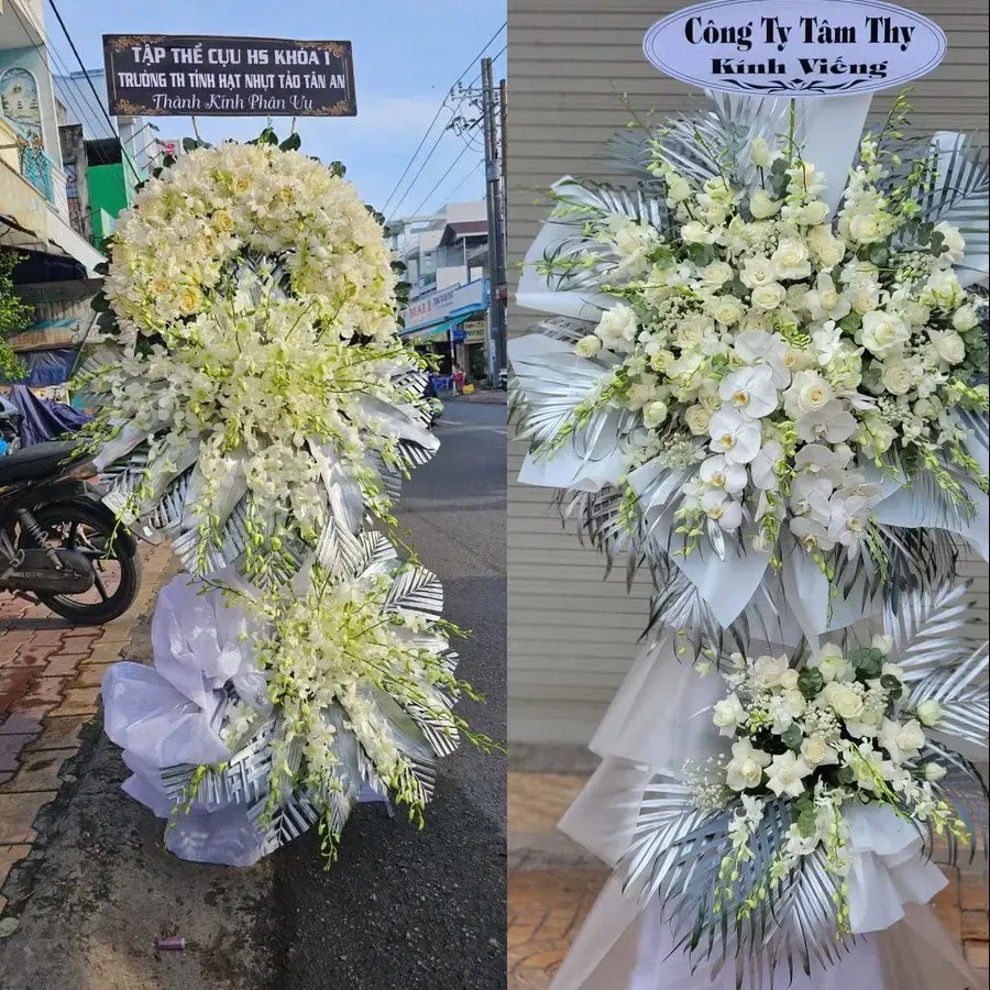 Vòng hoa đám tang tại Long Phú Thuận