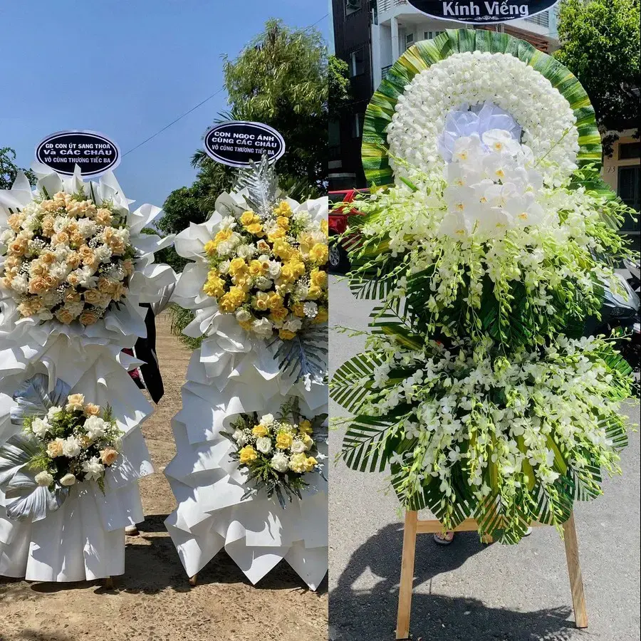 Kệ hoa chia buồn tại Mỹ Hạnh