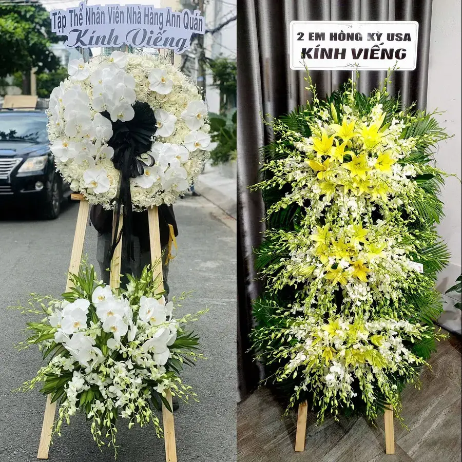 Vòng hoa đám tang tại Ngã Năm