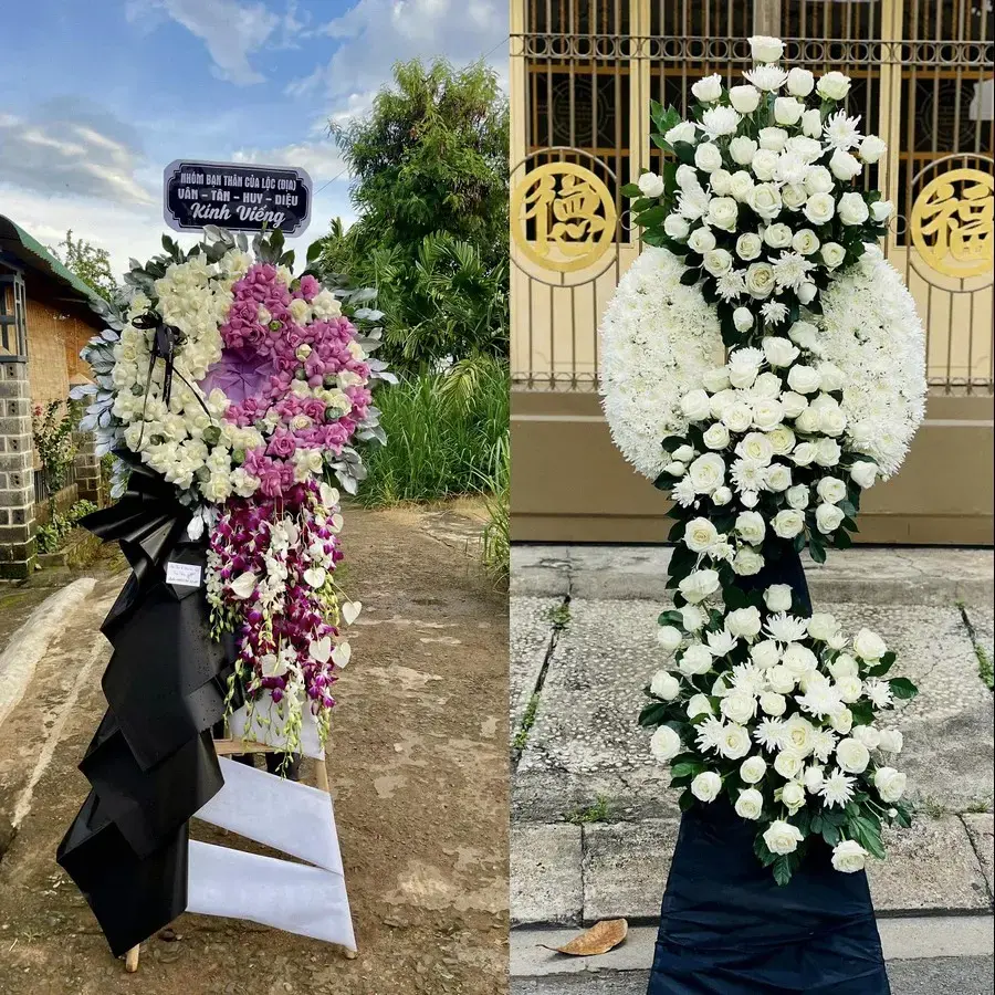Kệ hoa chia buồn tại Ngọc Sơn