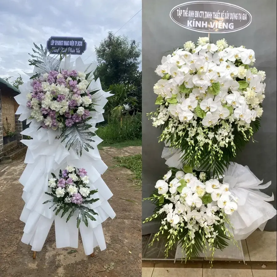 Kệ hoa chia buồn tại Nguyệt Đức