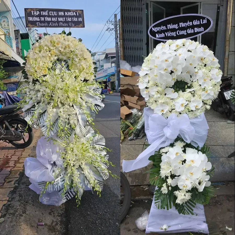 Vòng hoa đám tang tại Phước Tân
