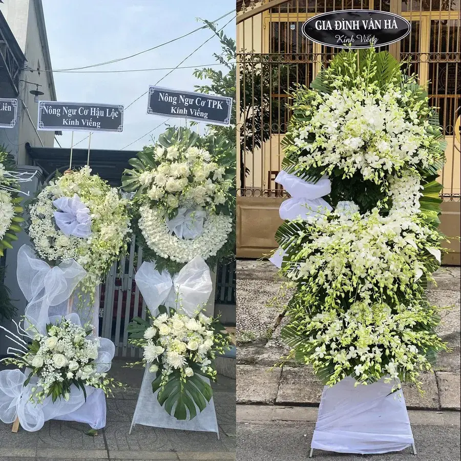 Vòng hoa đám tang tại Quỳnh Văn
