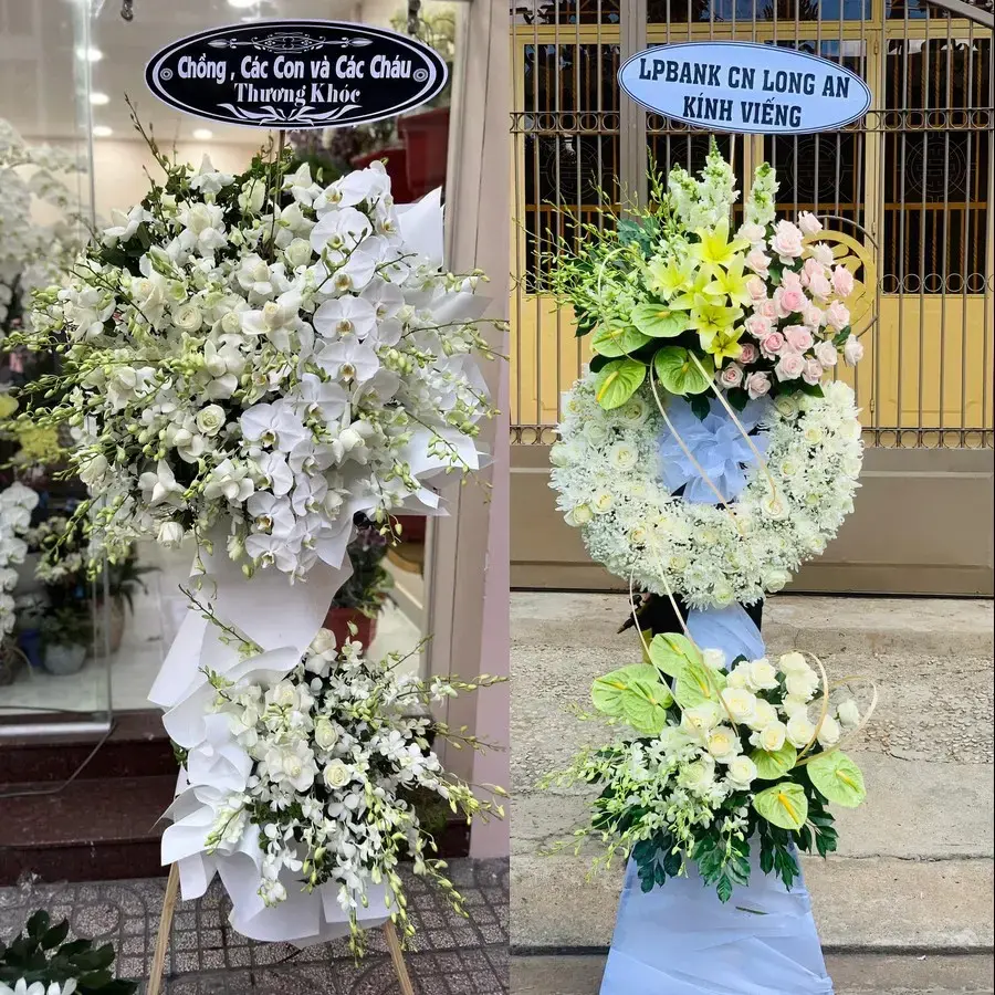Vòng hoa đám tang tại Tân Yên