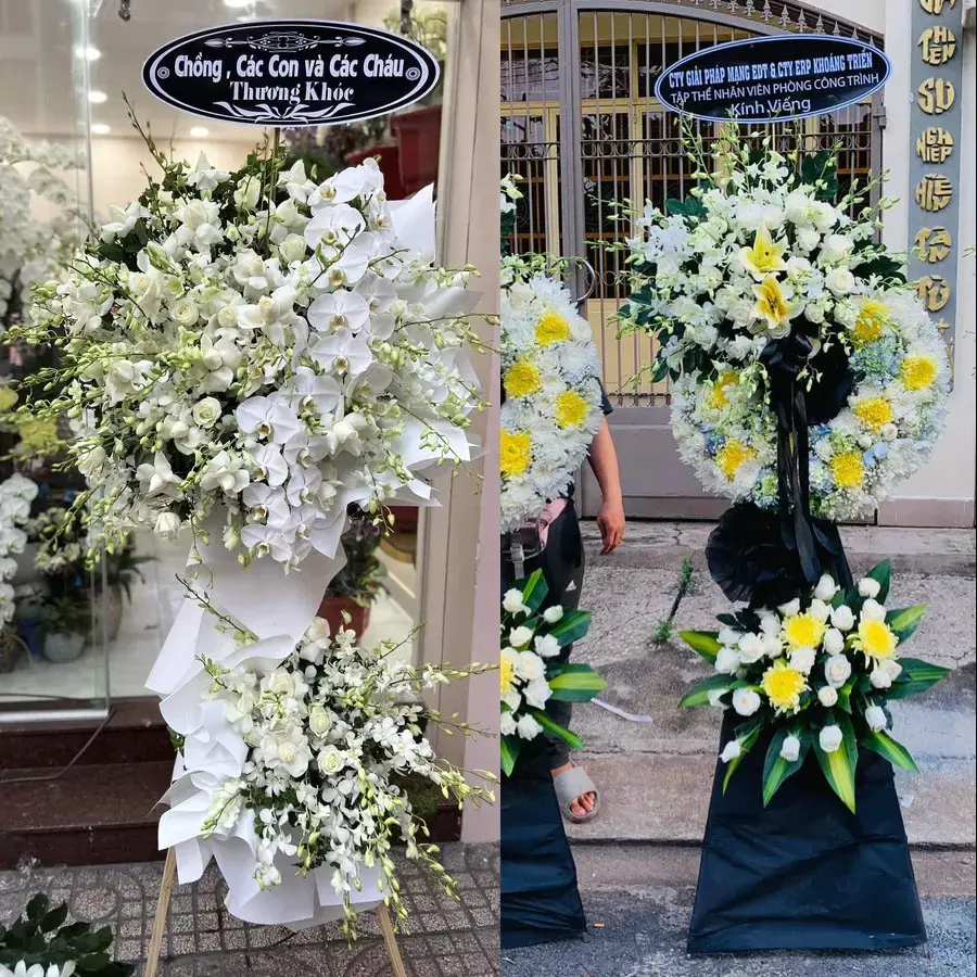Vòng hoa đám tang tại Tây Tựu