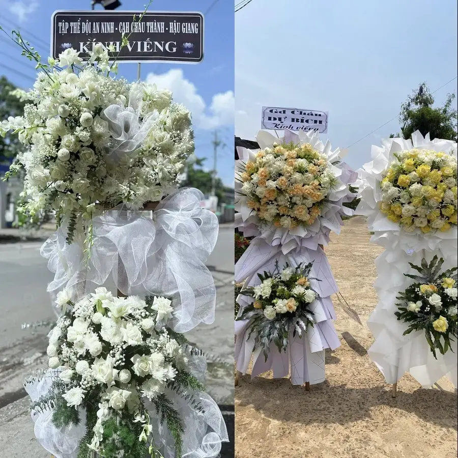 Vòng hoa đám tang tại Thạch Khôi