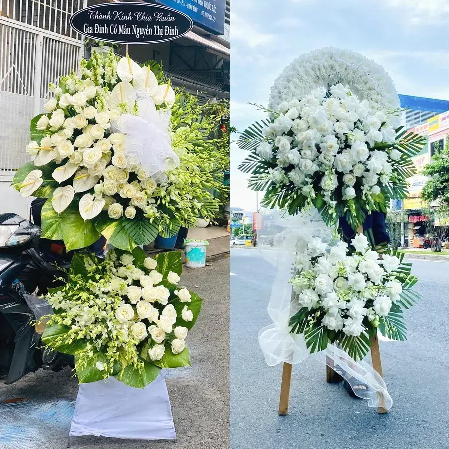 Vòng hoa đám tang tại Thanh Bình