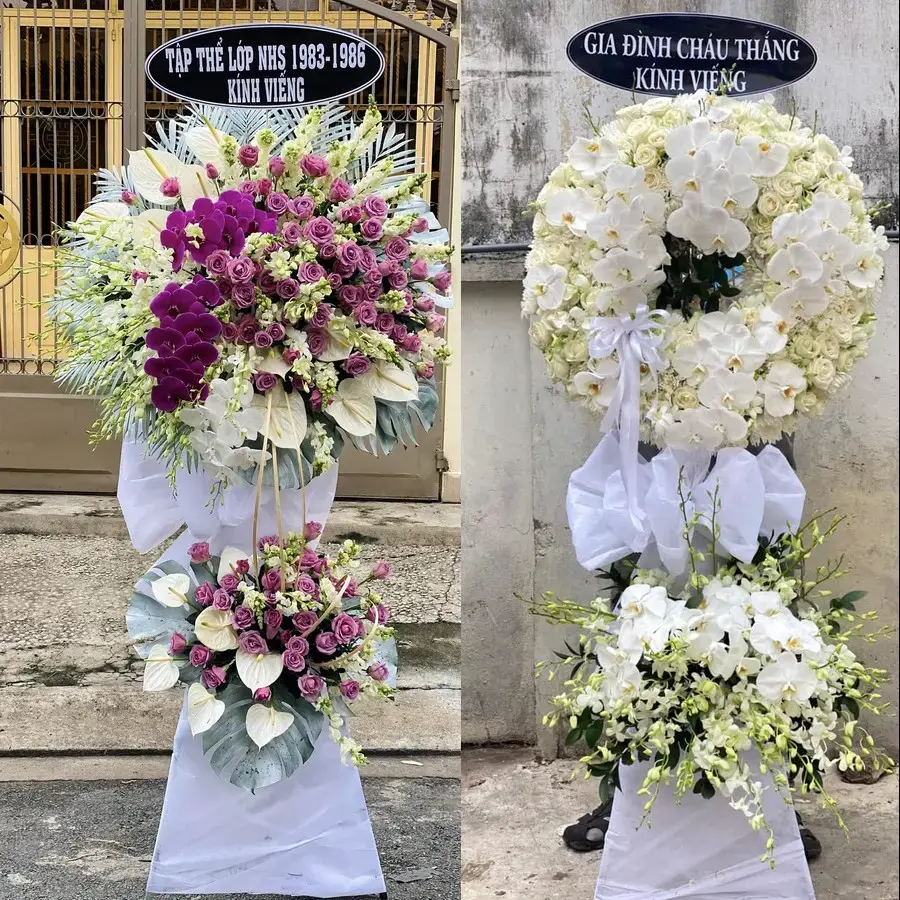 Vòng hoa đám tang tại Thanh Oai