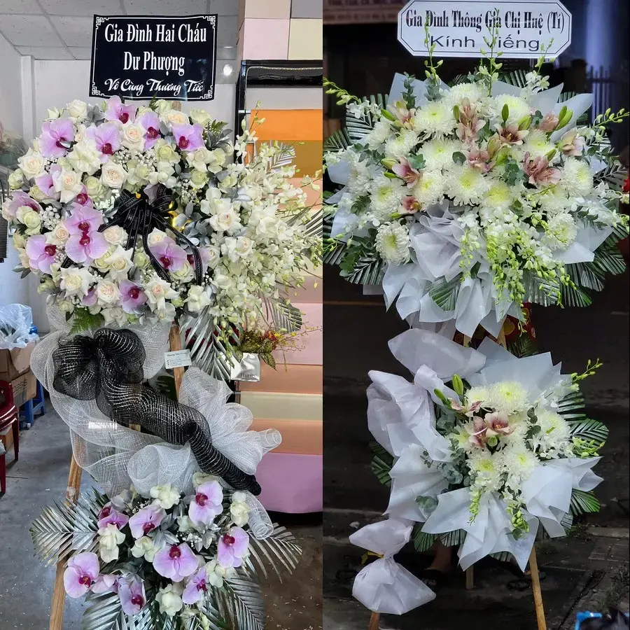 Vòng hoa đám tang tại Tiền Hải
