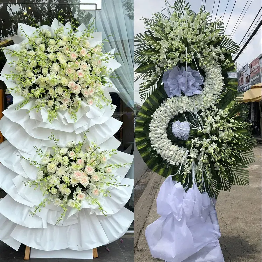 Vòng hoa đám tang tại Tịnh Khê
