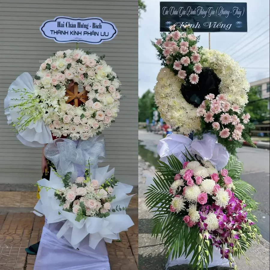 Vòng hoa đám tang tại Trần Đề