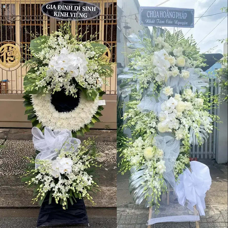 Kệ hoa chia buồn tại Trần Phú, Hà Nội