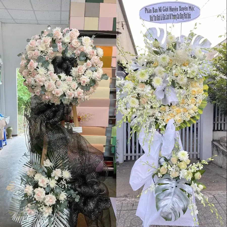 Kệ hoa chia buồn tại Tứ Kỳ