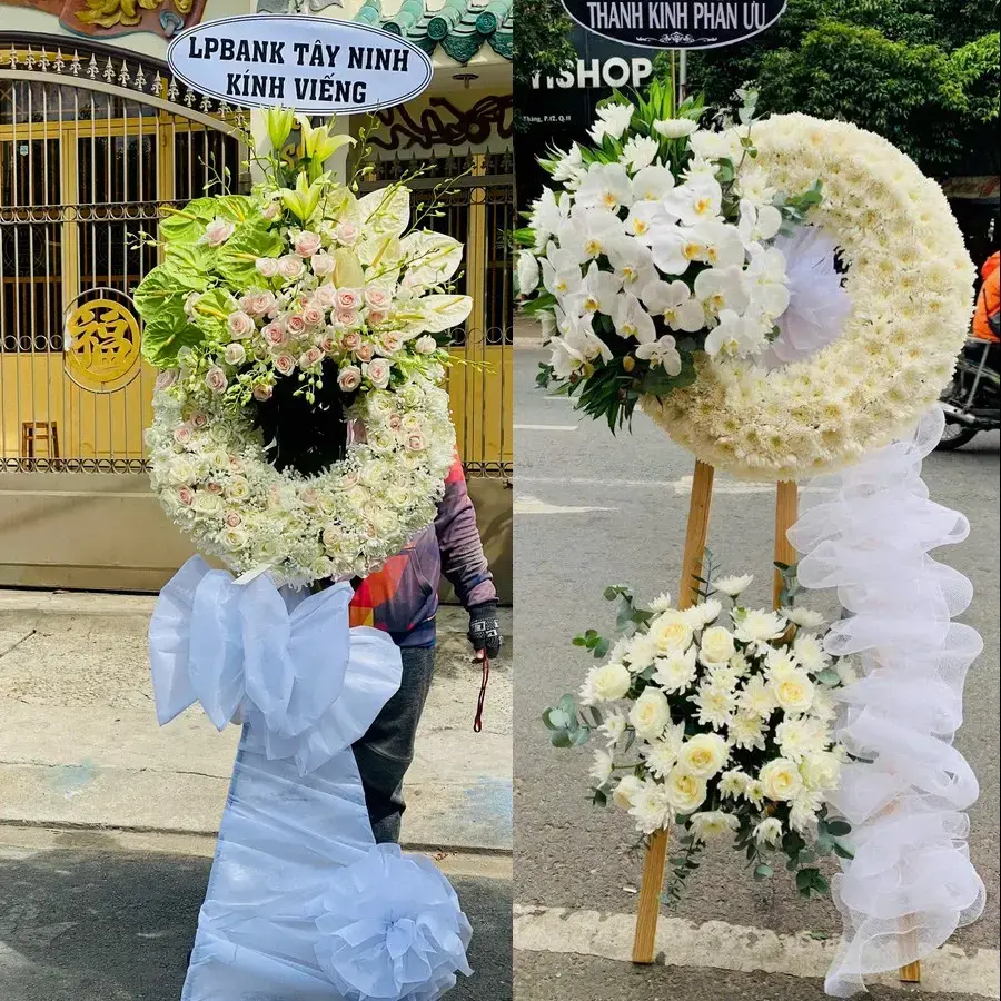 Kệ hoa chia buồn tại Yên Từ