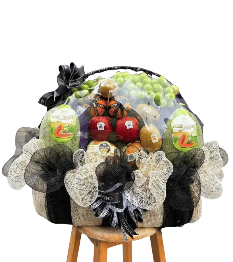 Giỏ trái cây Hami Melon, nho, táo, cam nơ đen Chanel