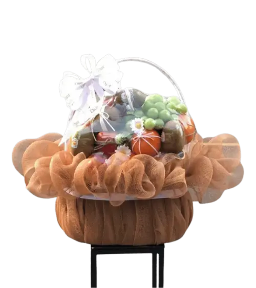 Giỏ trái cây nho, cam nơ trắng Dior